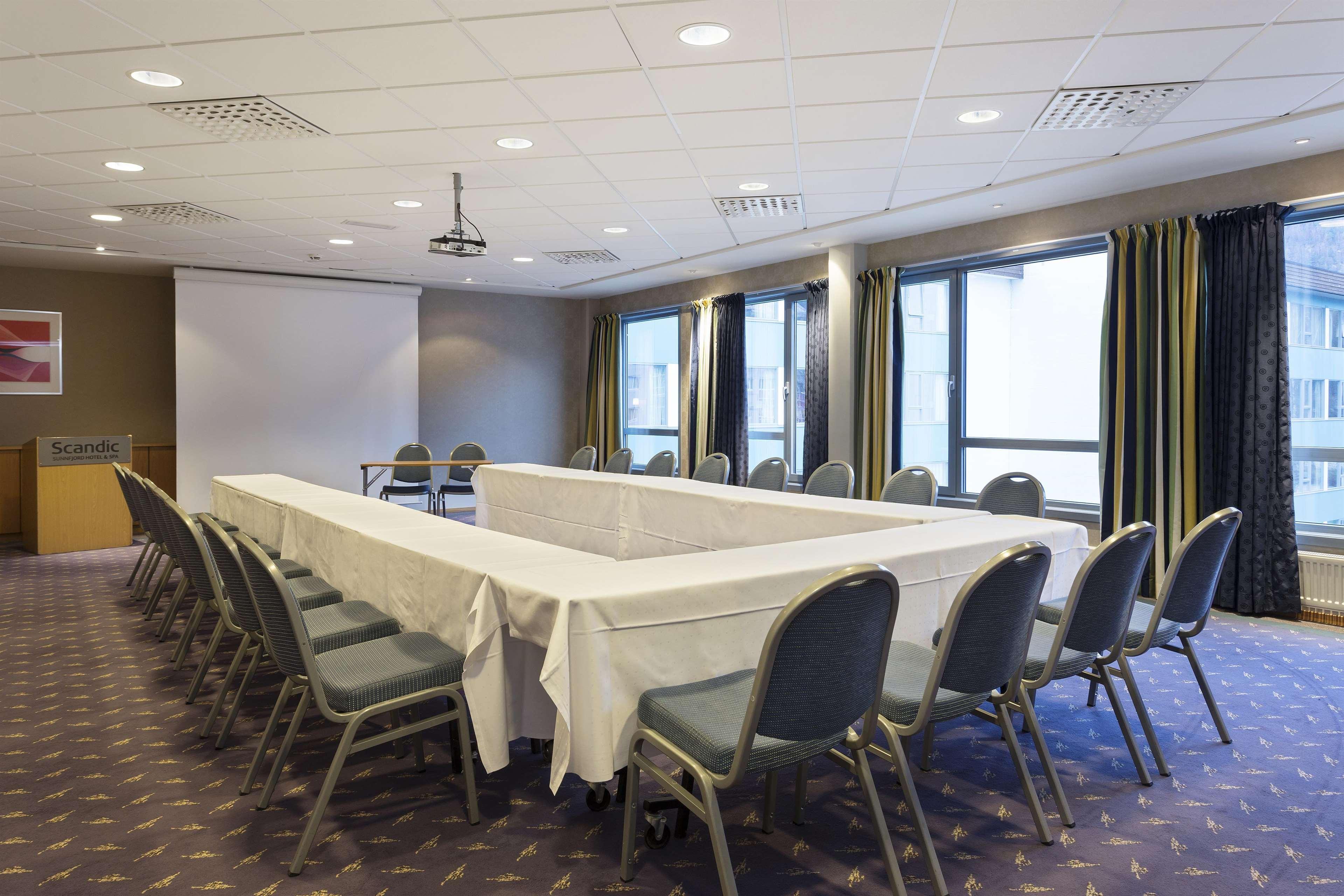 Scandic Sunnfjord Hotel & Spa Førde Kültér fotó