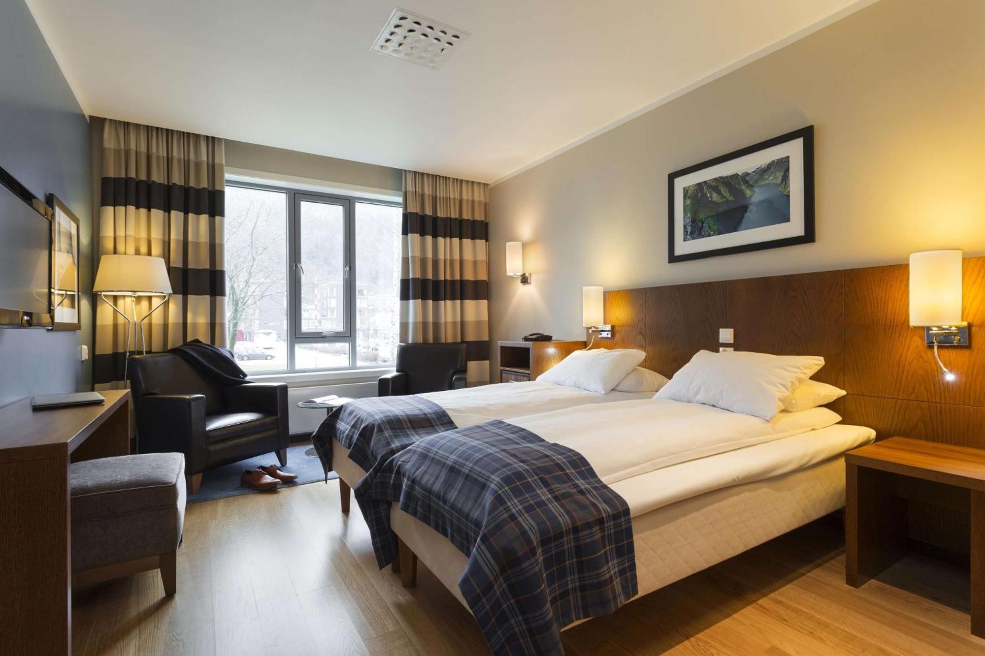 Scandic Sunnfjord Hotel & Spa Førde Kültér fotó