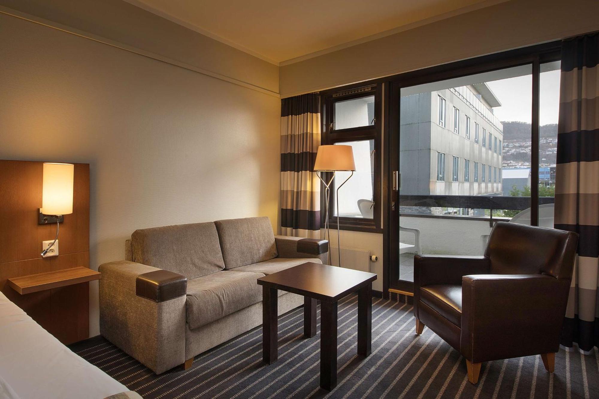 Scandic Sunnfjord Hotel & Spa Førde Kültér fotó