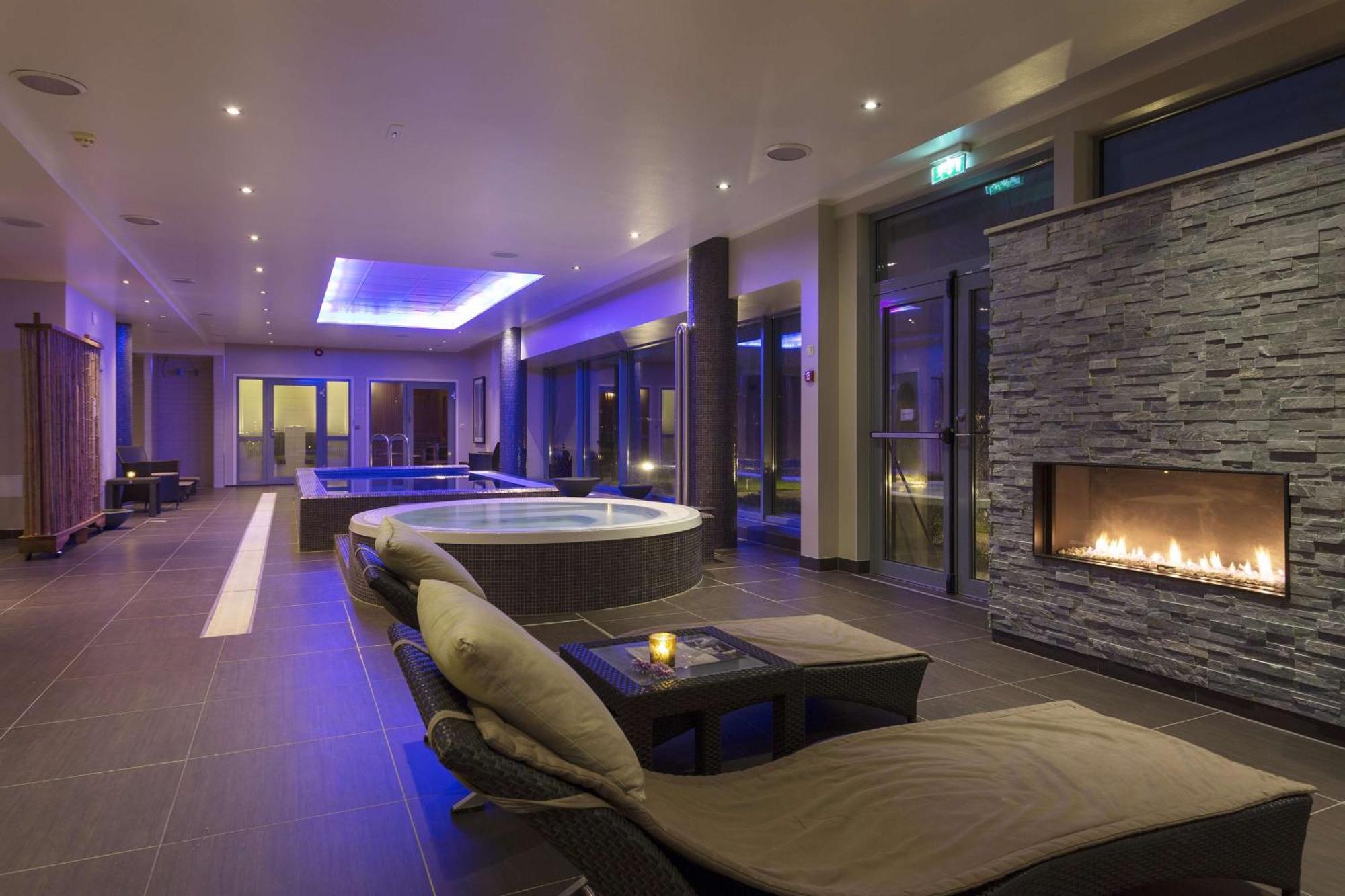 Scandic Sunnfjord Hotel & Spa Førde Kültér fotó